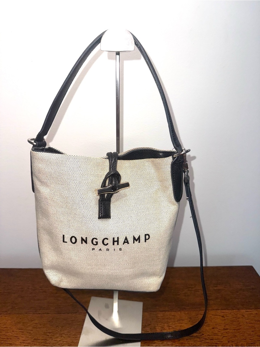 Longchamp Le Roseau Essential Canvas XS Bucket Bag - Picture 2 of 15